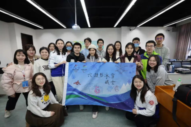 冰雪人物志丨邱小桐：：：遇见冬奥，，，自愿相约