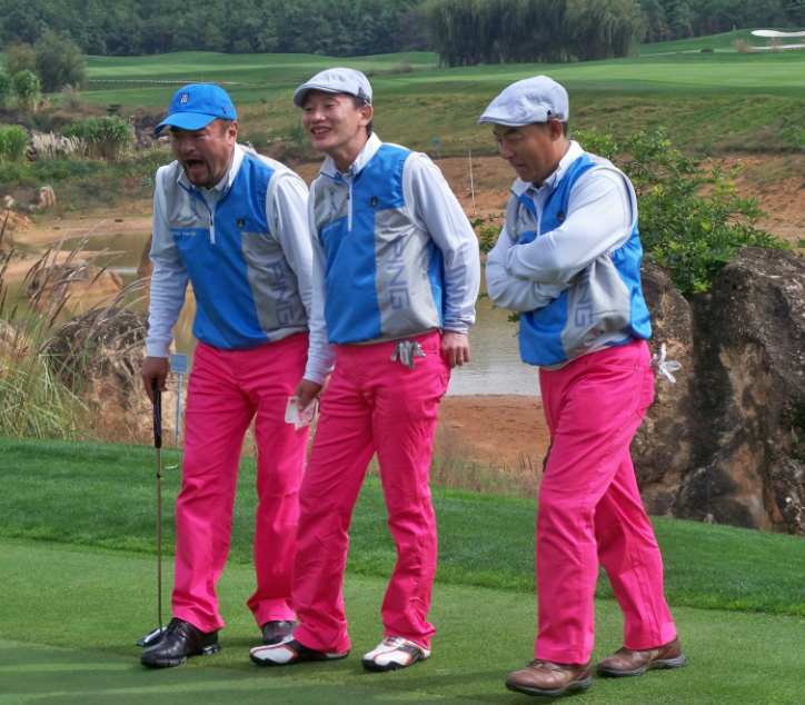 喜报：：北大MG电子游戏高球会连任中国名校联赛整体亚军殊荣