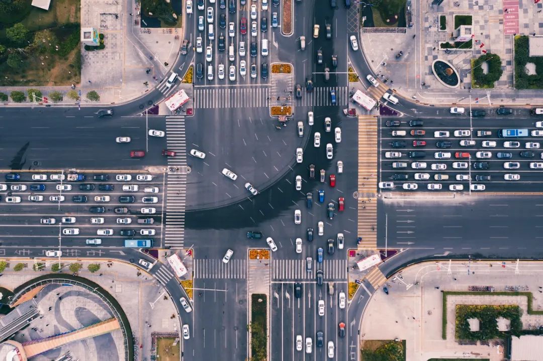 陈玉宇：下半年中国经济需解决好四个问题，，处理好一组关系